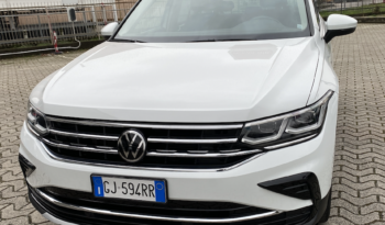 
										VOLKSWAGEN Tiguan 1.5 TSI Elegance full									