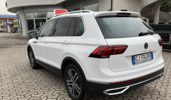 
										VOLKSWAGEN Tiguan 1.5 TSI Elegance full									