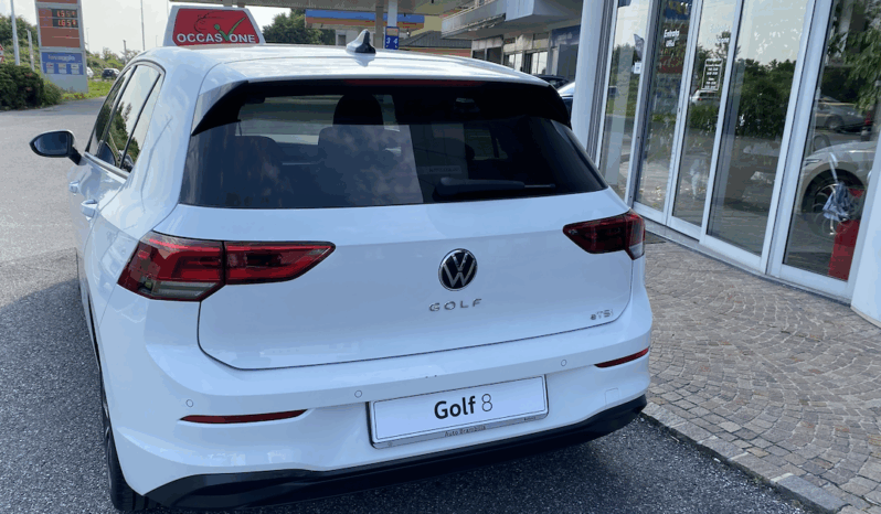 VW Golf 8 1.5 TSI bianca