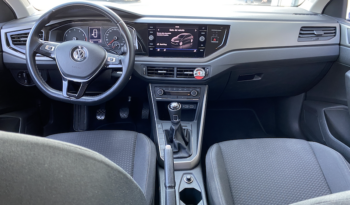 
										VW Polo  1.0 comfortline 80cv , novembre 2019, reef blu metallizzato, Km 51500, euro 6d , adatto a neopatentati full									